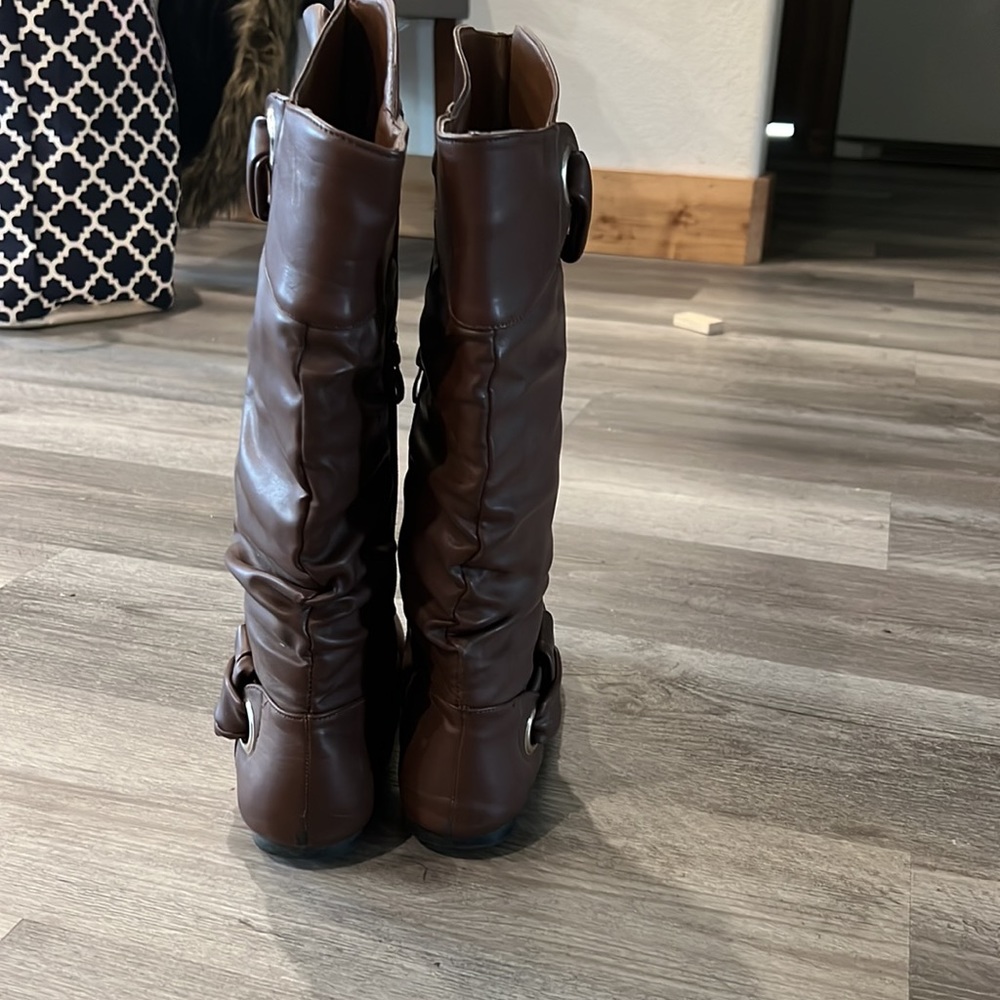Very Volatile faux leather boots, EUC - Picture 5 of 8